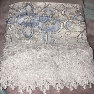 3PC Jezebel Embroidery Kitchen Curtain Set with Crochet Trim